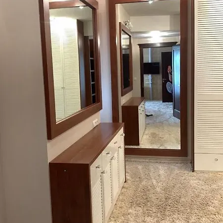 Apartament D-4 Varşova